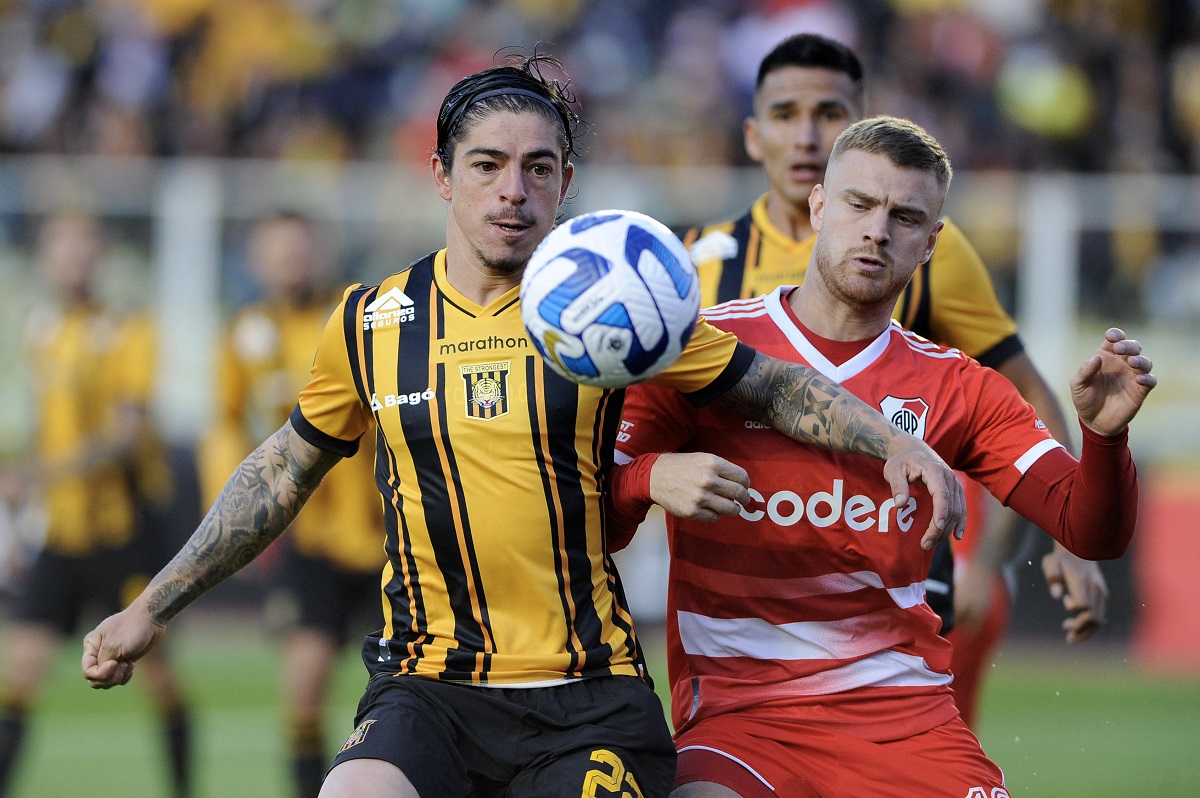 River por el pase a octavos de Libertadores y The Strongest busca una epopeya