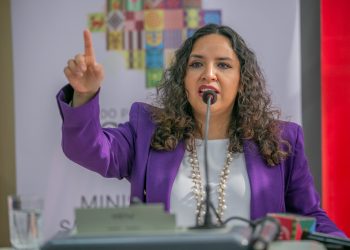 La ministra de Salud advierte que la próxima pandemia puede ser un “virus respiratorio”