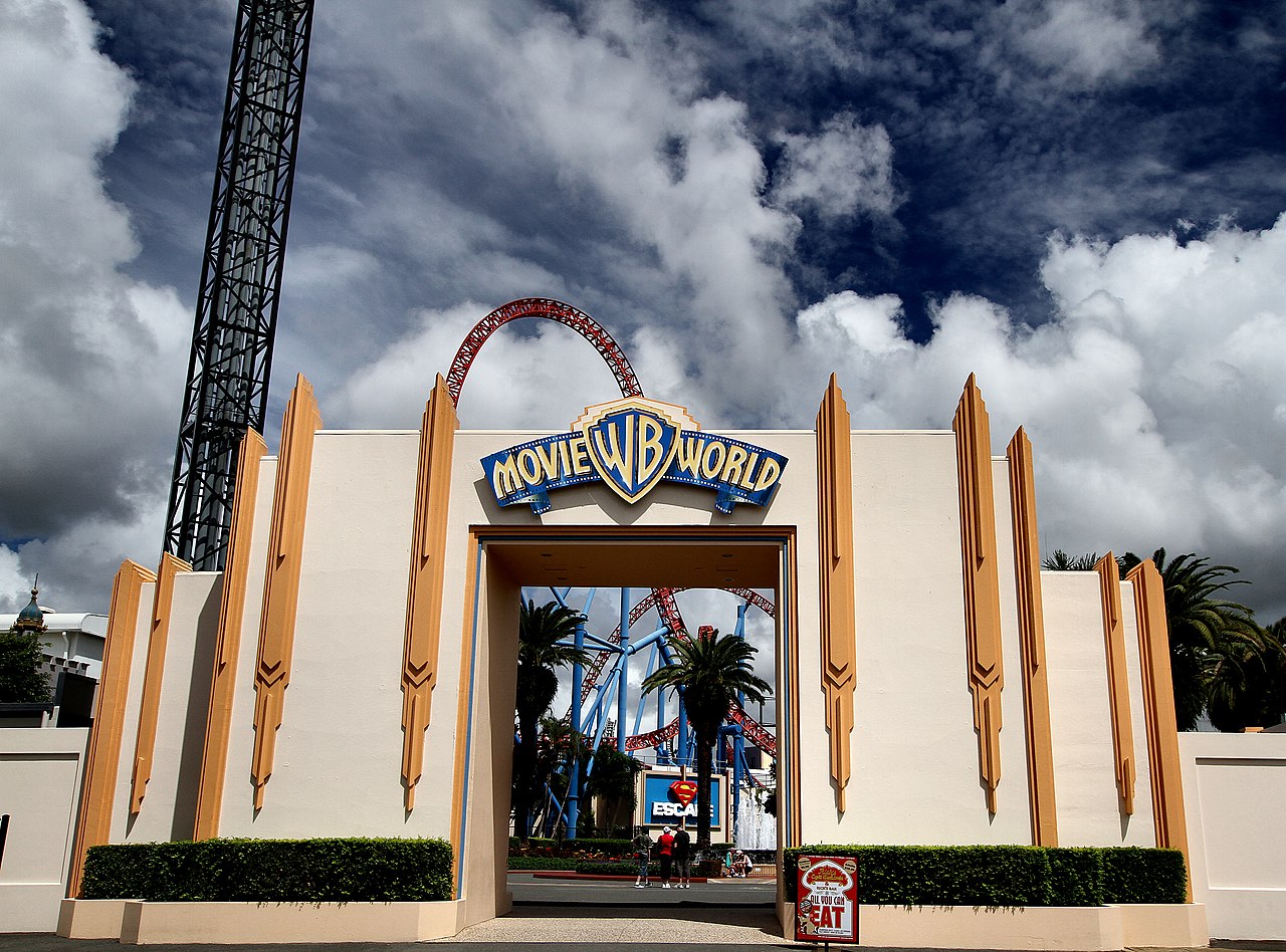 Entrada al parque de Warner Bros