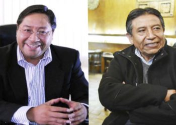 Una complicada transición política
