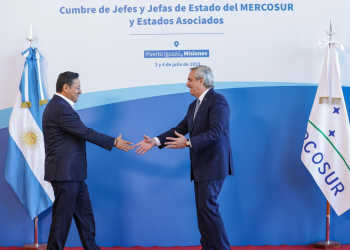 Arce asiste la cita del Mercosur en Argentina, al que Bolivia busca ingresar plenamente