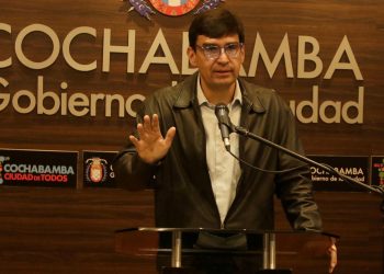 La Justicia sentenció a cinco años de cárcel al exalcalde José María Leyes y a otros cuatro funcionarios.