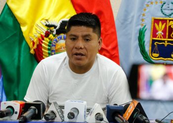 En apoyo a Morales, senador Loza dice que el país perdió la lucha contra el narcotráfico