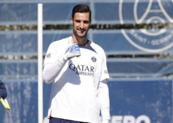 Sergio Rico sale de Cuidados Intensivos