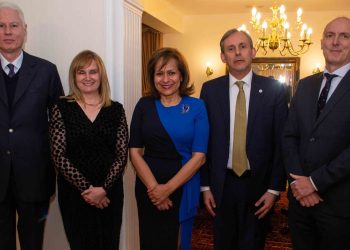 La Embajada de Ecuador recibe a Isabel Albornoz