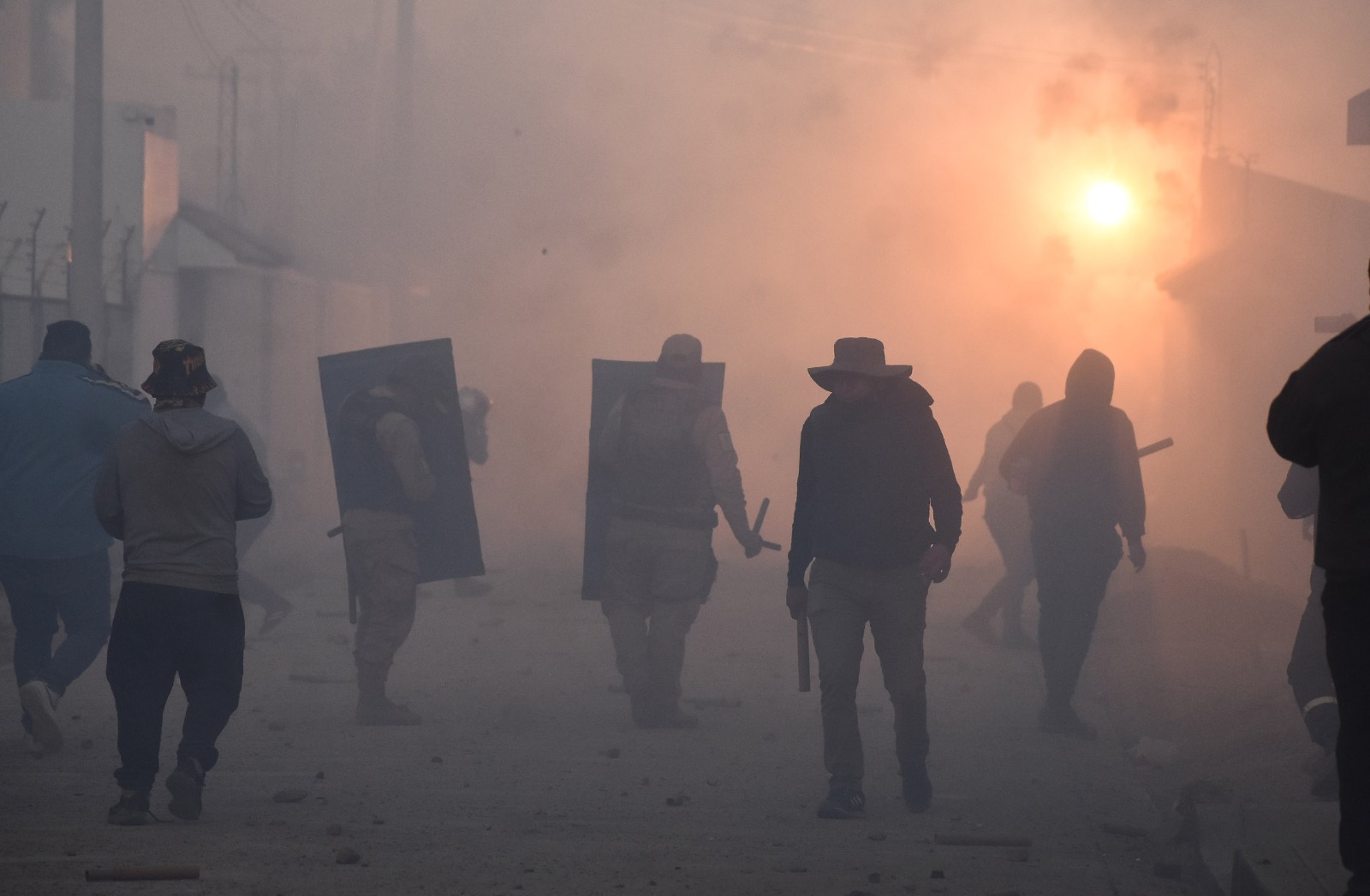 Tensión en Cochabamba, pobladores de Colcapirhua y Tiquipaya se enfrentan por límites