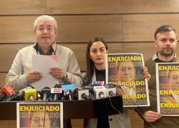 Los diputados de CC, al anunciar la proposición acusatoria contra el presidente Luis Arce. Foto: CC
