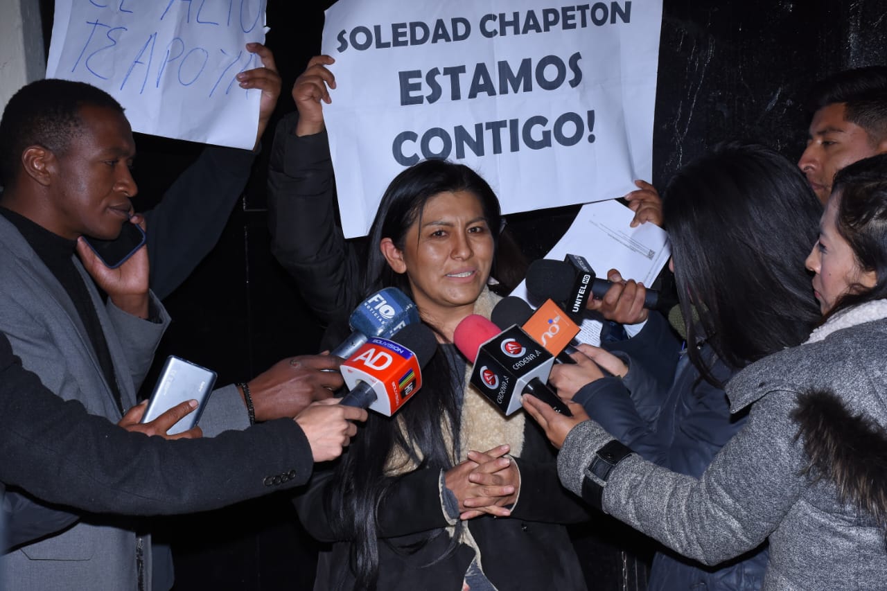 Chapetón: ‘Yo estoy fuerte, si Eva Copa quiere debilitarme, quiero decirle que tengo mi moral tranquila’