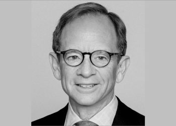 steven_rattner_columnista.jpg