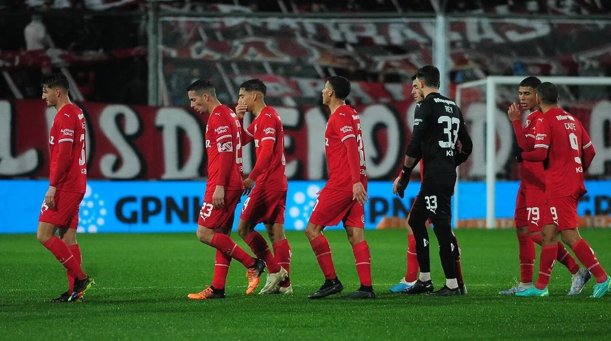 Independiente pierde y se complica en la Liga argentina