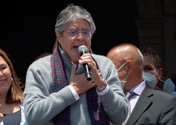 Alcalde de Ecuador muere tras un ataque armado