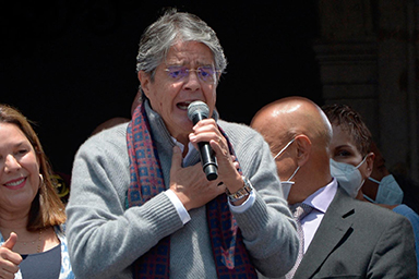 Alcalde de Ecuador muere tras un ataque armado