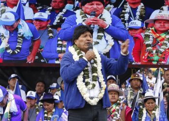 Evo Morales ratifica congreso del MAS en Lauca Ñ y descarta El Alto