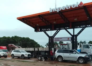 Intpetrol suma gasolina a su oferta de combustibles importados
