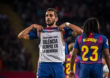 El Barça cura las heridas del Clásico con un triunfo ante el Elche