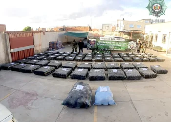 La droga hallada y los detenidos/FELCN
