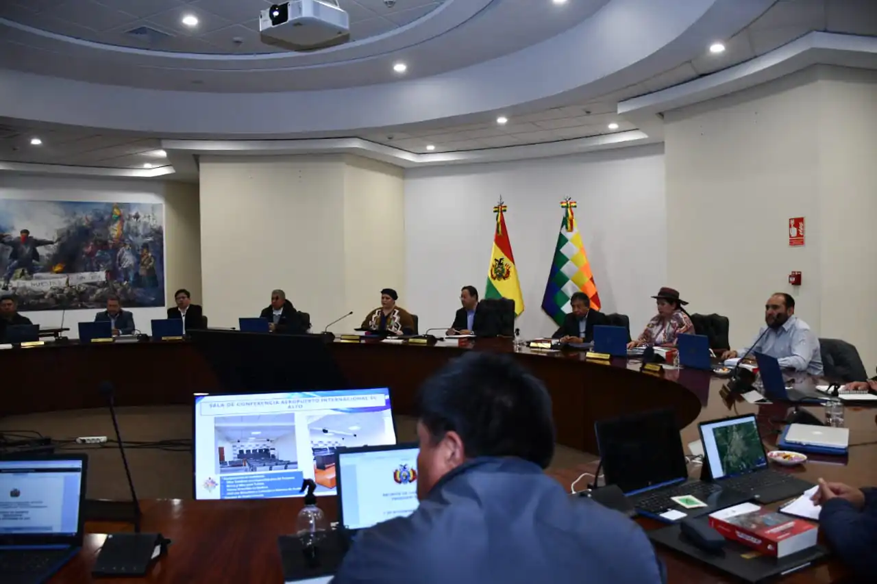 Gobierno saliente promulga leyes para créditos por $us 247,4 MM