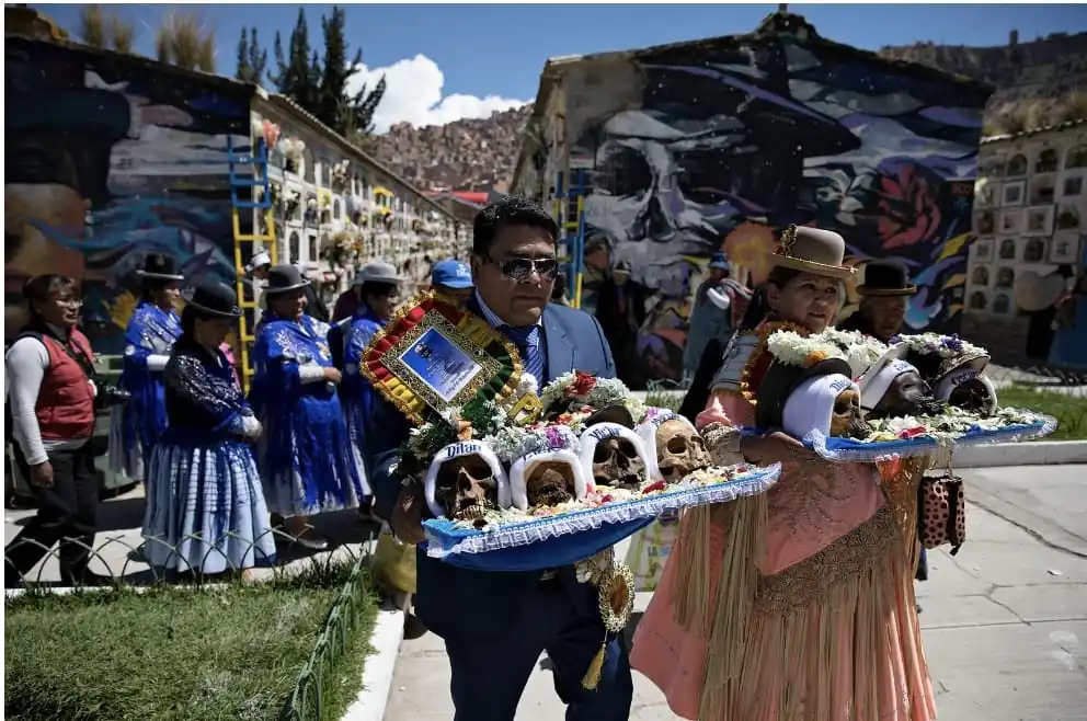 Con una liturgia, el Cementerio General celebrará la fiesta de las Ñatitas