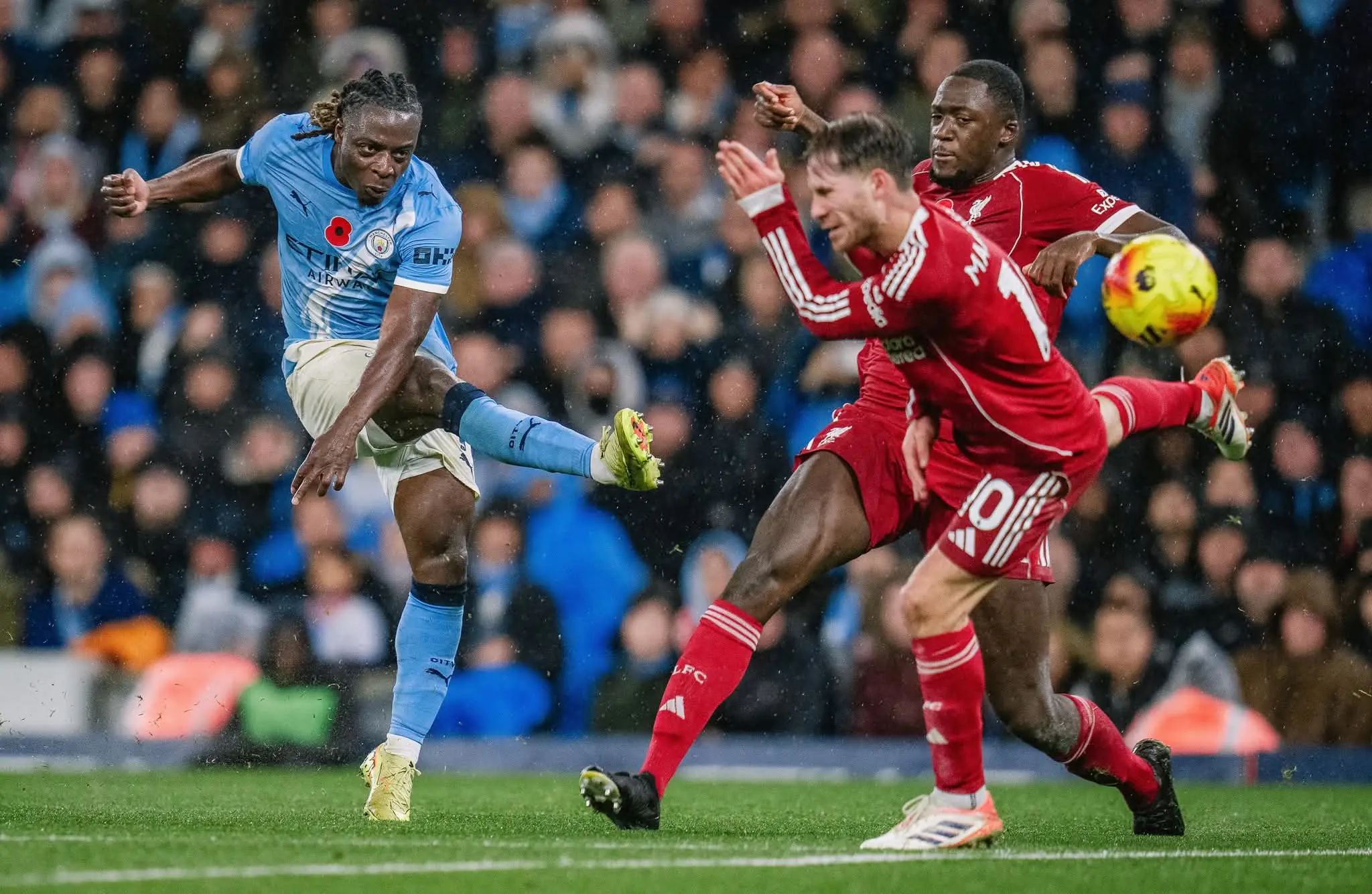 Manchester City golea 3-0 a Liverpool en el partido 1.000 de Guardiola