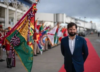 Boric plantea fortalecer lazos con Bolivia y activar Consejo Empresarial