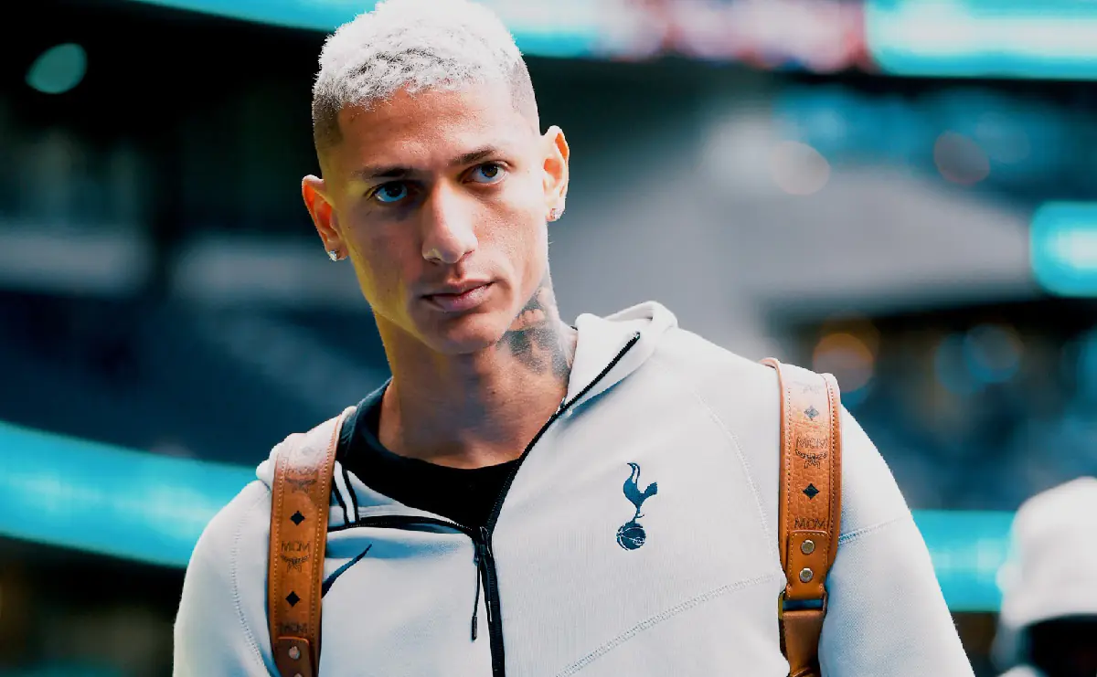 Richarlison salva al Tottenham y Juan Santos brilla en Turquía