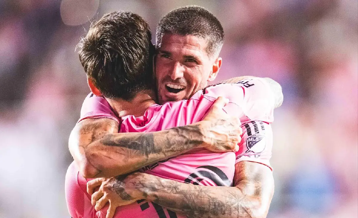 Inter Miami avanza por primera vez en playoffs con un Messi estelar