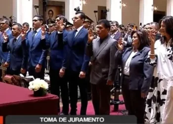 El presidente Paz posesiona un gabinete técnico
