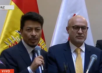 Paz instruye organizar despachos ministeriales para una gestión eficiente y transparente