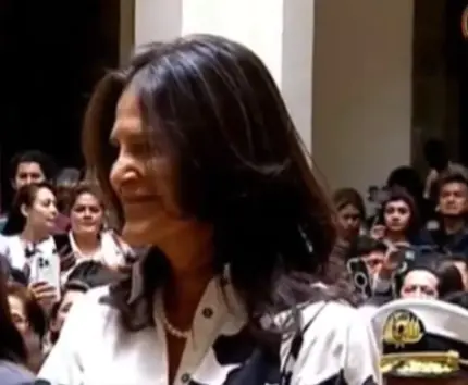 Beatriz García asume la cartera de Educación