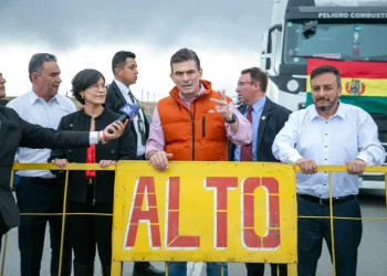 Se normaliza el transporte interdepartamental tras llegada de combustibles