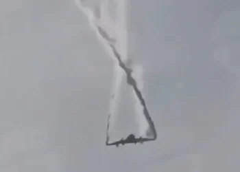 El avión cayó en picada/Captura de video