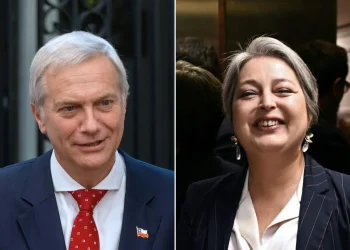 Kast y Jara lideran la intención de voto/AFP
