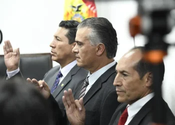 Oviedo posesiona a García, Justiniano y Maldonado como nuevos viceministros