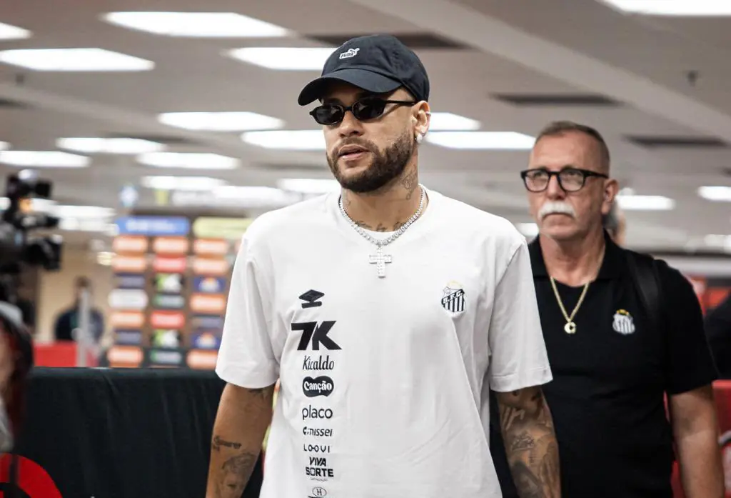 ‘Genio incomprendido’: el director del Santos da confianza a Neymar