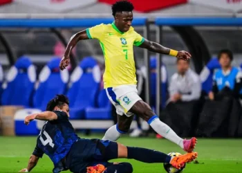 ‘Estamos evolucionando’, dice Vinícius antes de amistosos de Brasil