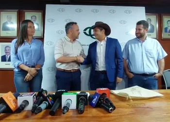CAO entrega al PDC agenda legislativa para impulsar la producción