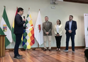 Justiniano posesiona nuevas autoridades en la cartera de Medio Ambiente