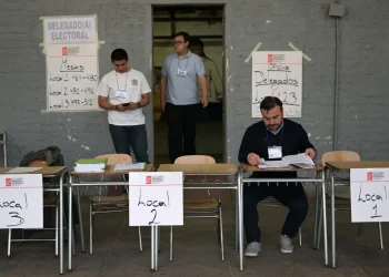 Se aperturaron todos los recintos electorales/AFP