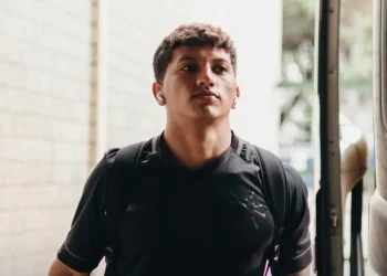 Volta Redonda, del boliviano Chávez, cae a tercera en Brasil