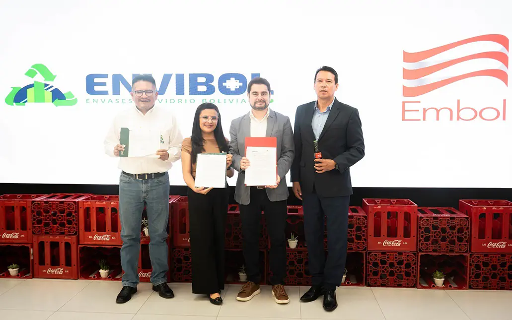 Envibol y Embol firman contrato para la provisión de más de 4 millones de botellas