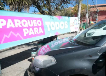 La Justicia determinó la suspensión de los paqueos tarifados. FOTO: GAMLP