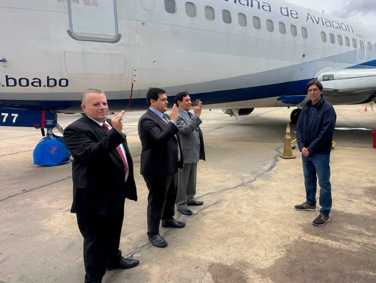 Ministro Zamora posesiona autoridades de BoA, Naabol y DGAC
