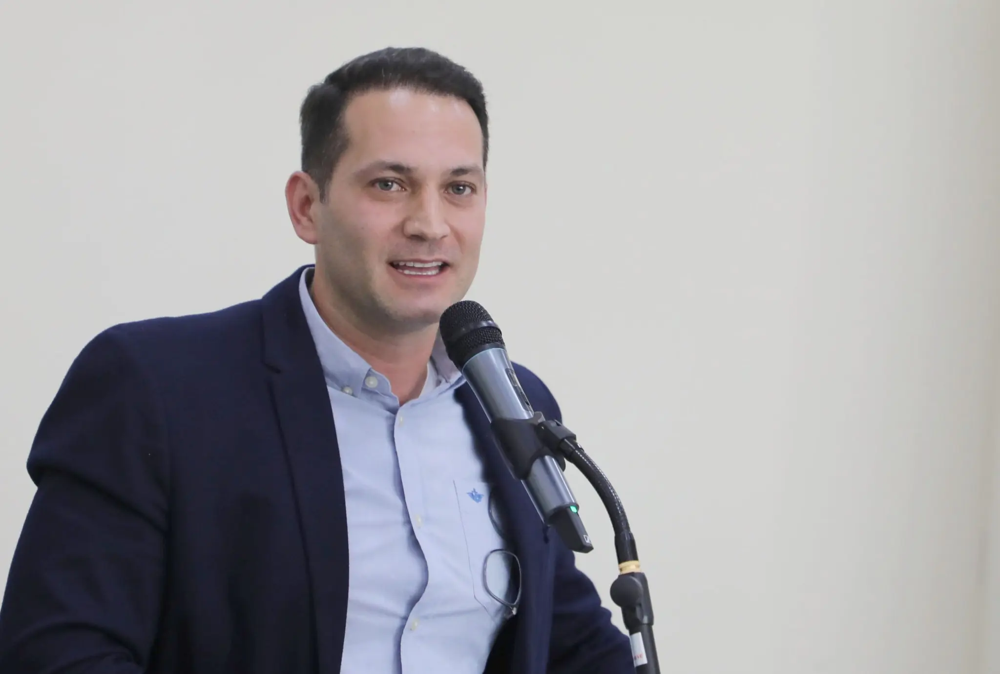 Roberto Justiniano asume gerencia del Sedem con foco en productividad