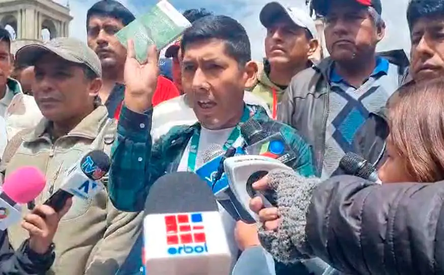 Cocaleros de Yungas exigen restituir el Viceministerio de Coca