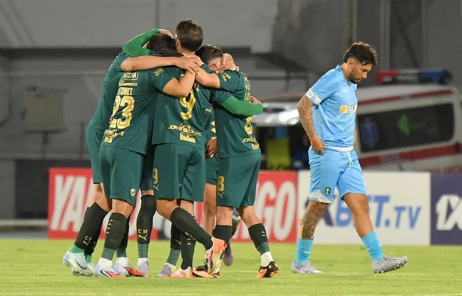 A Bolívar solo le falta el sello para ‘semis’; triunfazo de 0-3