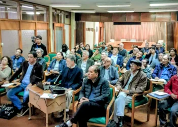 Socializan en Oruro propuestas para una nueva ley minera