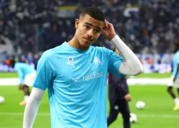 Marsella y su goleador Greenwood, al acecho del líder PSG