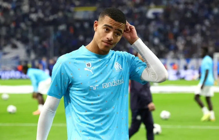 Marsella y su goleador Greenwood, al acecho del líder PSG