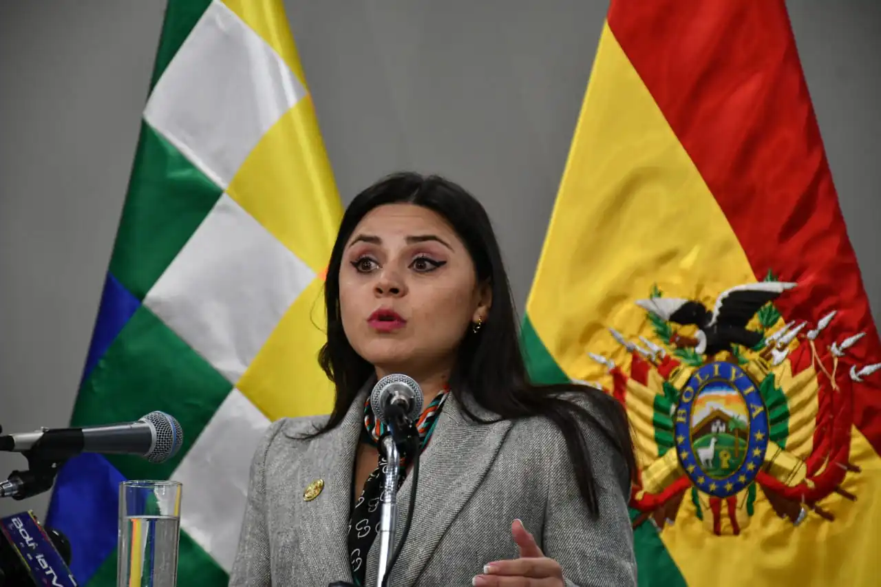 Sobre ruptura de Paz y Lara, vocera presidencial dice que ‘no es un estado real’