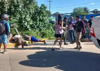 Los policías que intentaron huir fueron capturados/RRSS